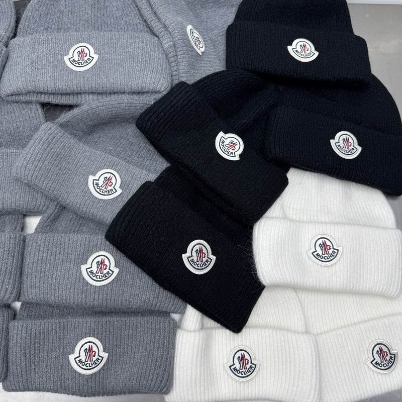 Moncler hat dx38